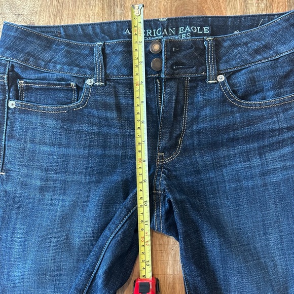 AE Artist crop. Size 6 - Picture 4 of 5